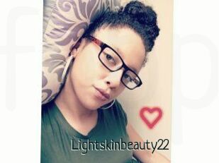 Lightskinbeauty22