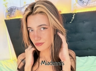 Miadennis